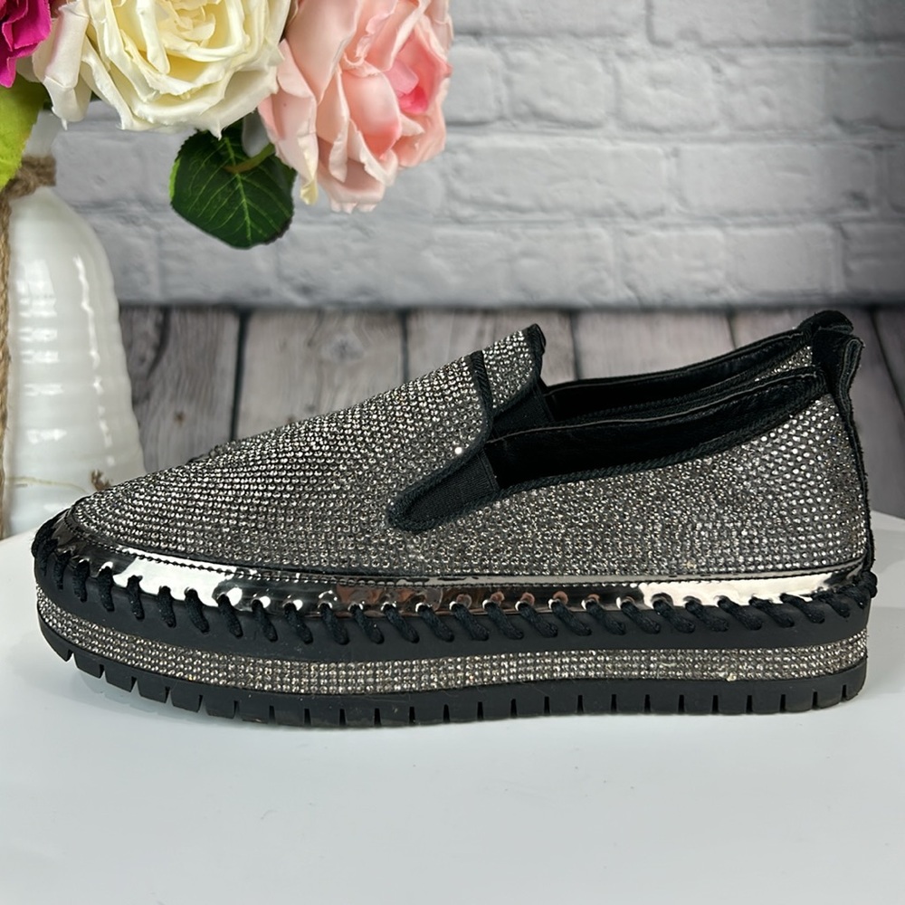 MUGUAN COMPANY - 1997 Black Silver Jeweled Slip On Flats - Picture 3 of 17